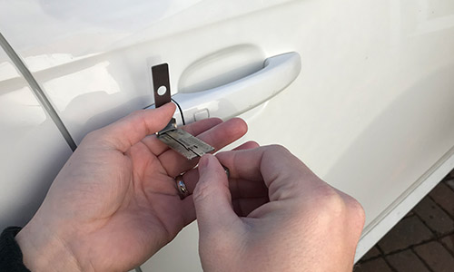 Auto locksmith Ellesmere Port